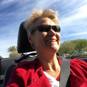 Meet your Posher, Vera